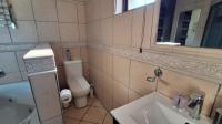 Bathroom 3+ of property in Uvongo