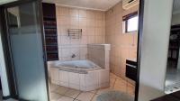 Bathroom 3+ of property in Uvongo