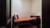 Bed Room 5+ of property in Uvongo