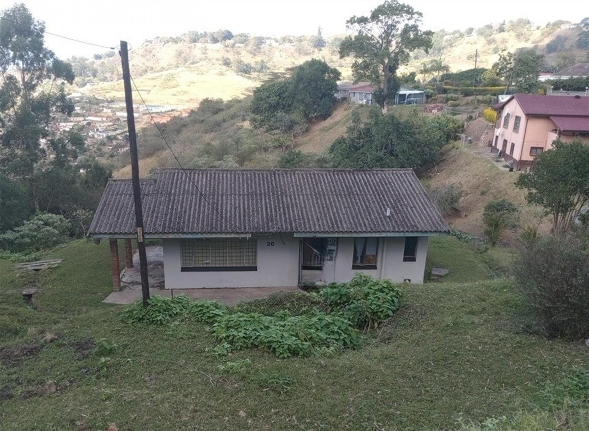 Front View of property in Bothas Hill 