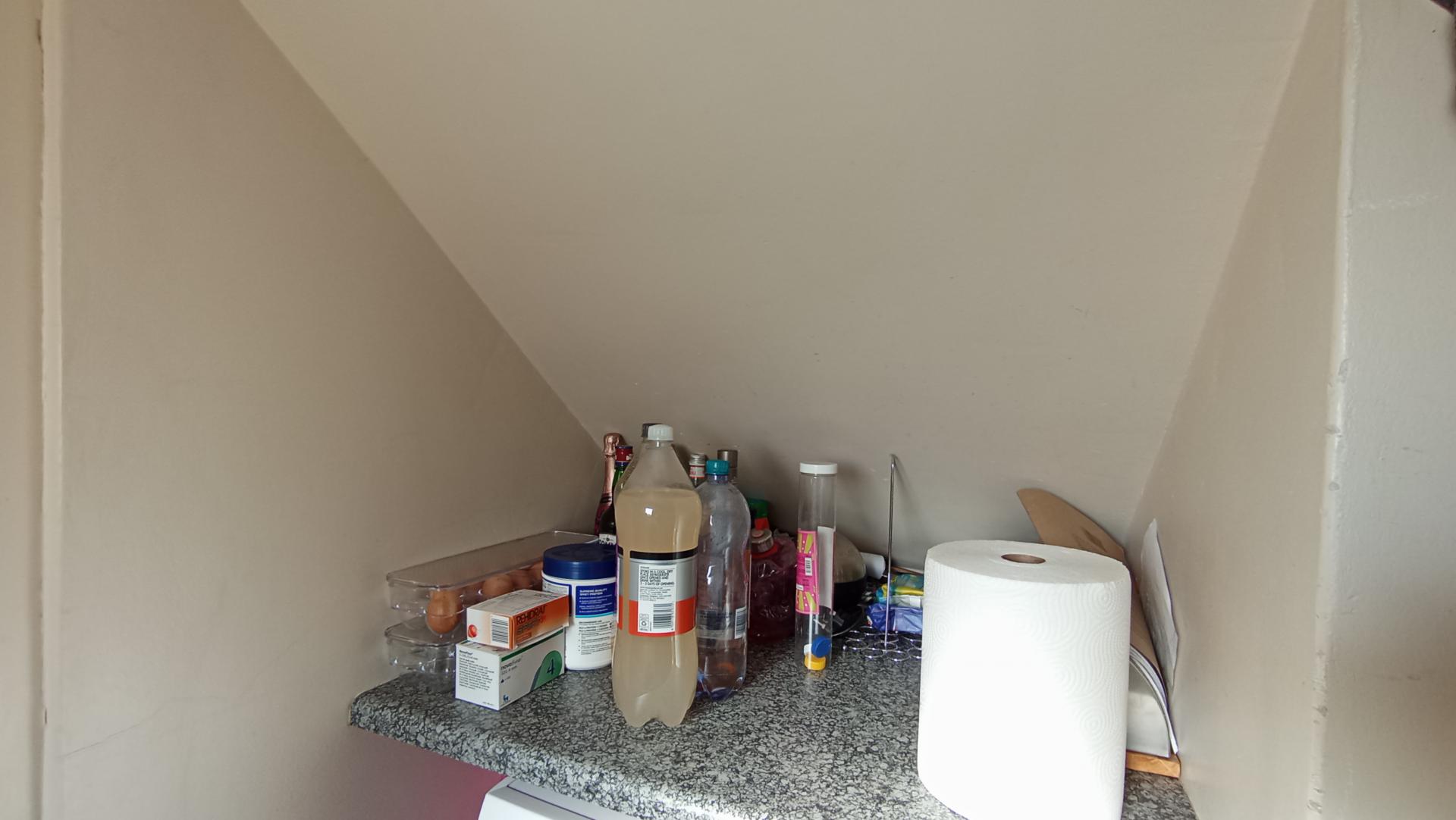 Scullery - 4 square meters of property in Oaklands - JHB