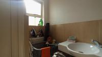 Bathroom 1 - 3 square meters of property in Oaklands - JHB