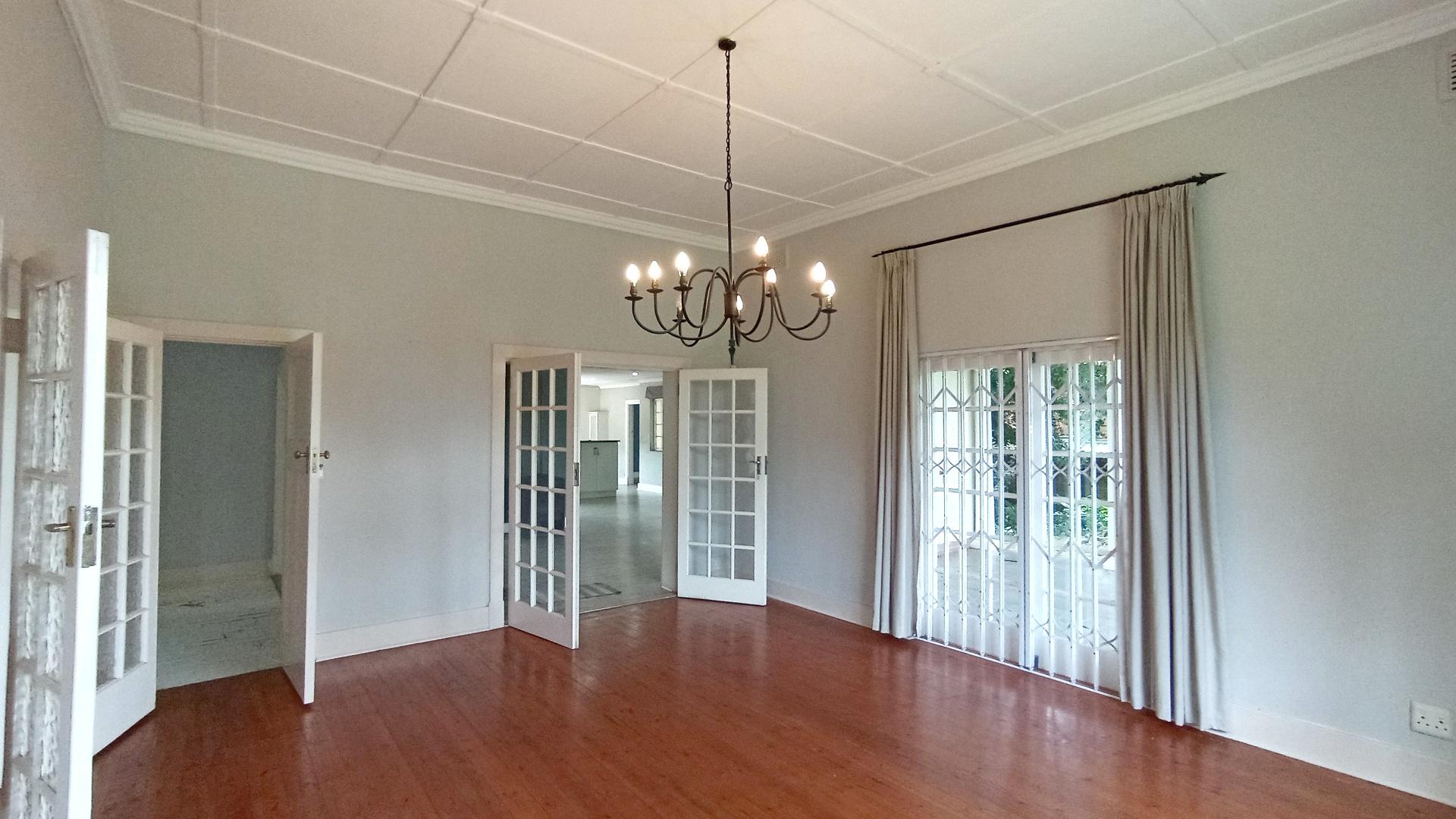 Lounges - 36 square meters of property in Pietermaritzburg (KZN)