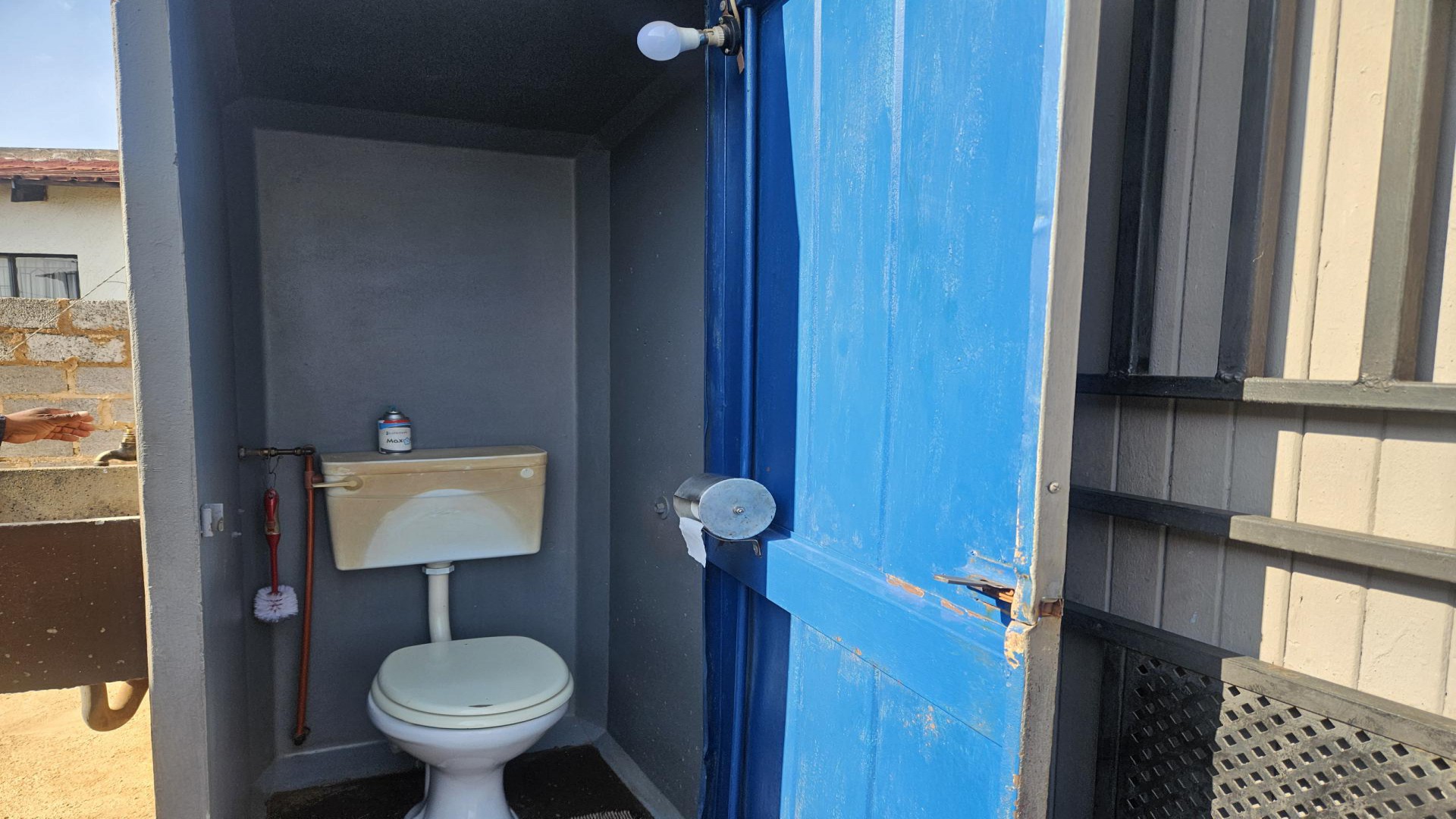 Bathroom 1 of property in Chris Hani