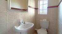Guest Toilet - 3 square meters of property in Annlin