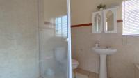 Bathroom 1 - 7 square meters of property in Annlin