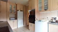 Kitchen - 12 square meters of property in Lindhaven