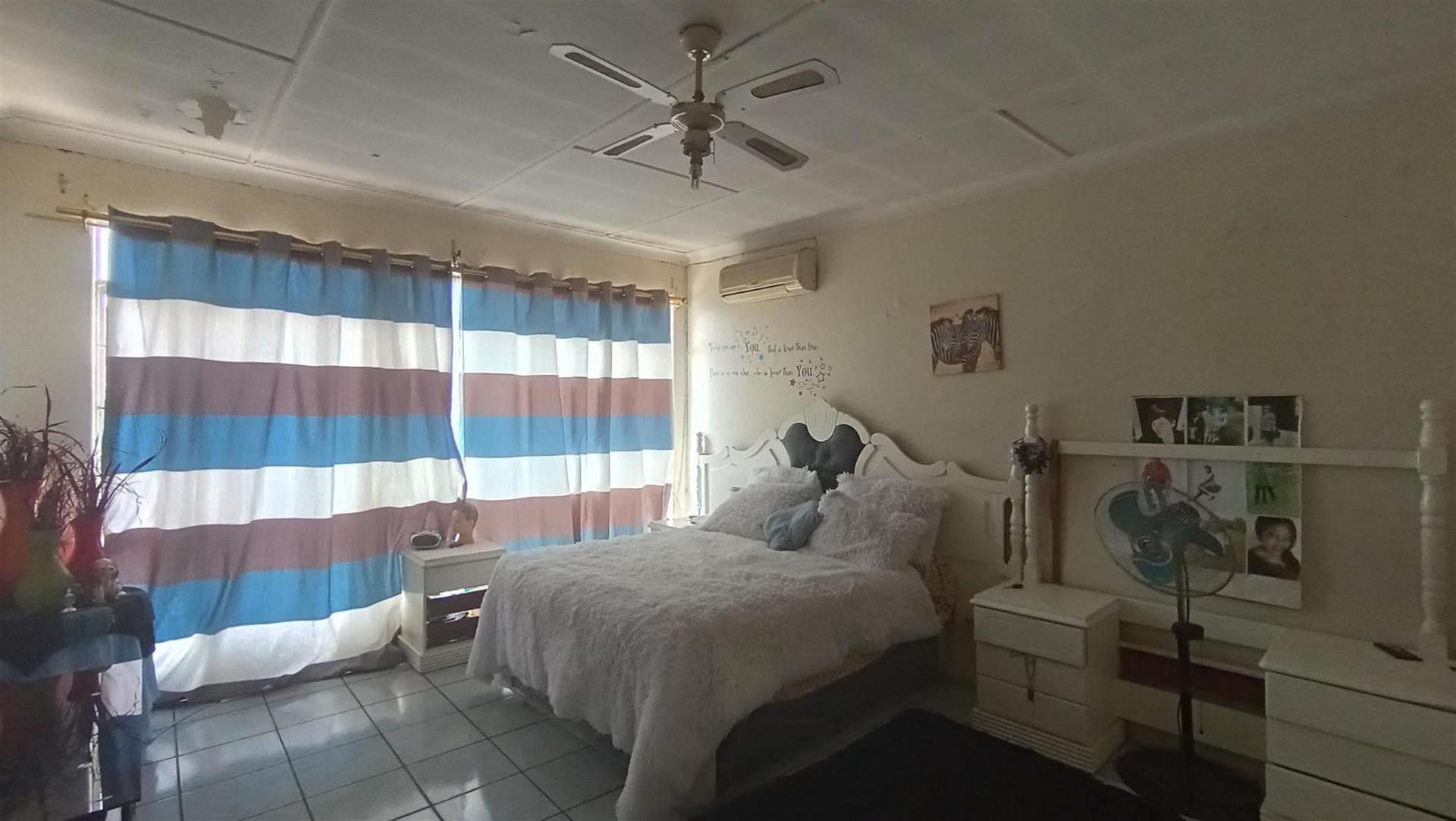 standard-bank-easysell-2-bedroom-sectional-title-for-sale-in