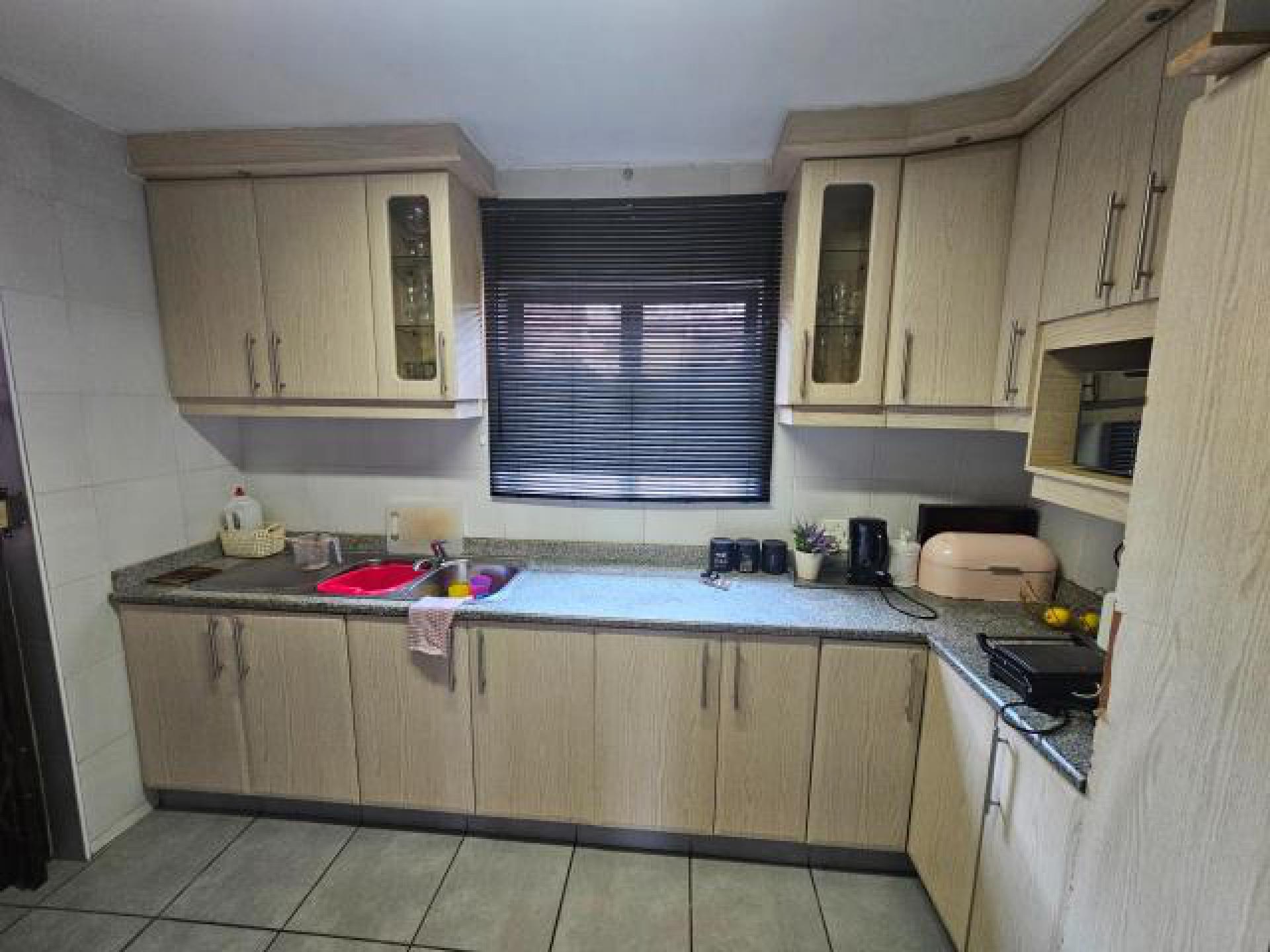 Kitchen of property in Woodhaven 