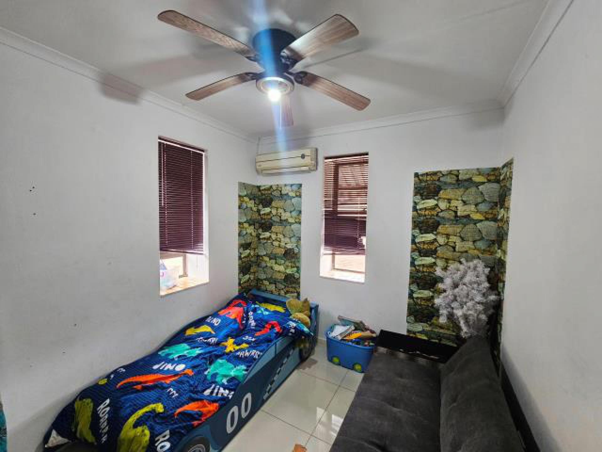 Bed Room 3 of property in Woodhaven 