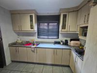 Kitchen of property in Woodhaven 