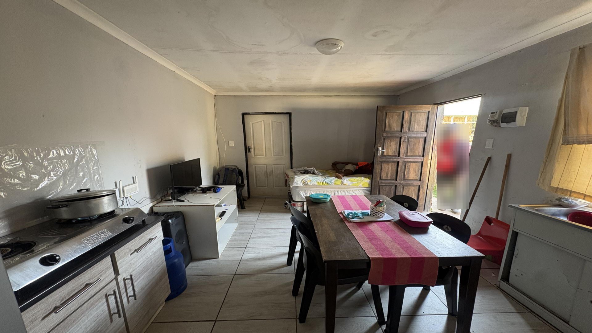 Kitchen of property in Hamberg