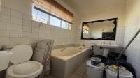 Bed Room 1 of property in Hamberg