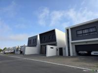 Front View of property in Bloubergstrand