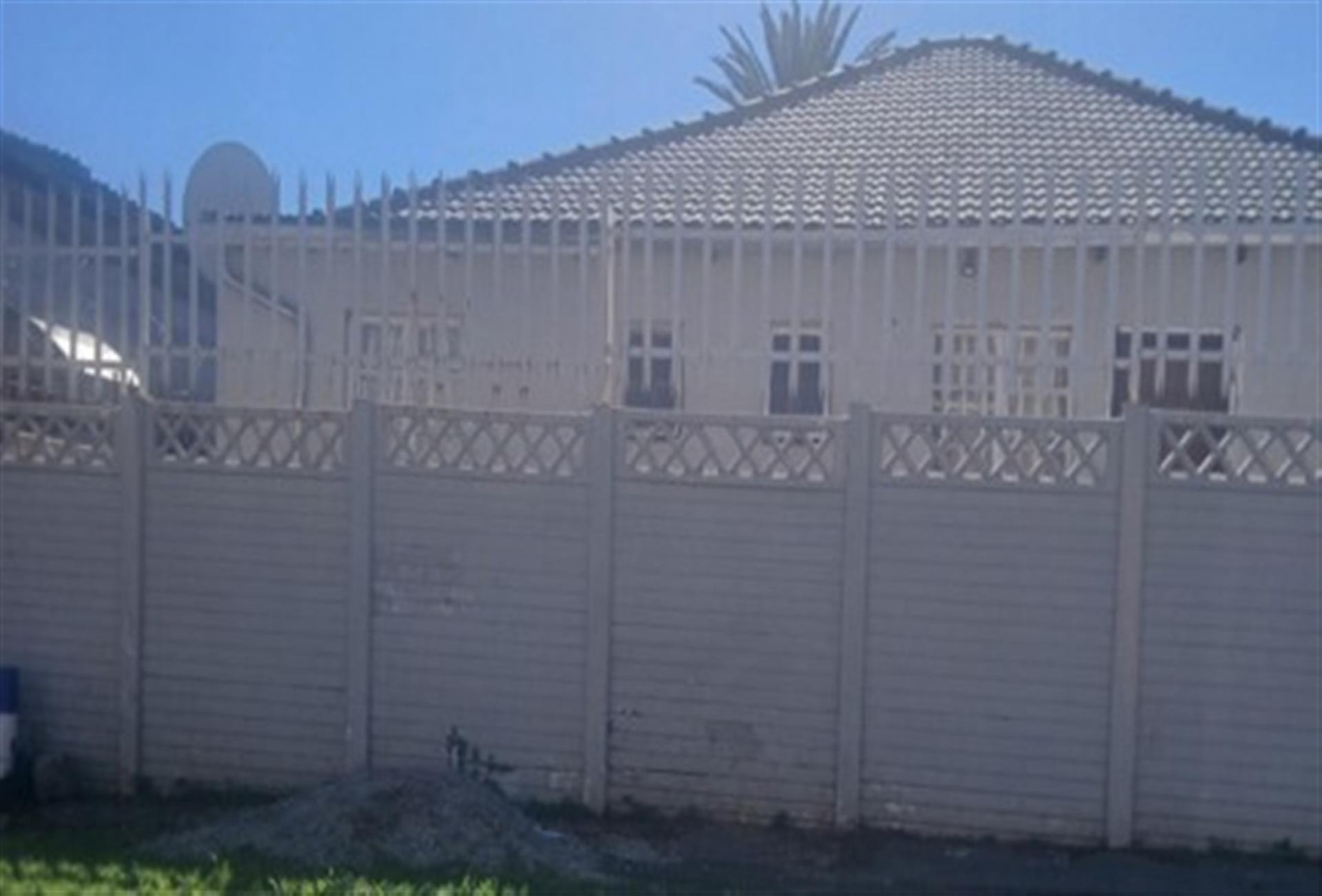 Front View of property in Regents Park