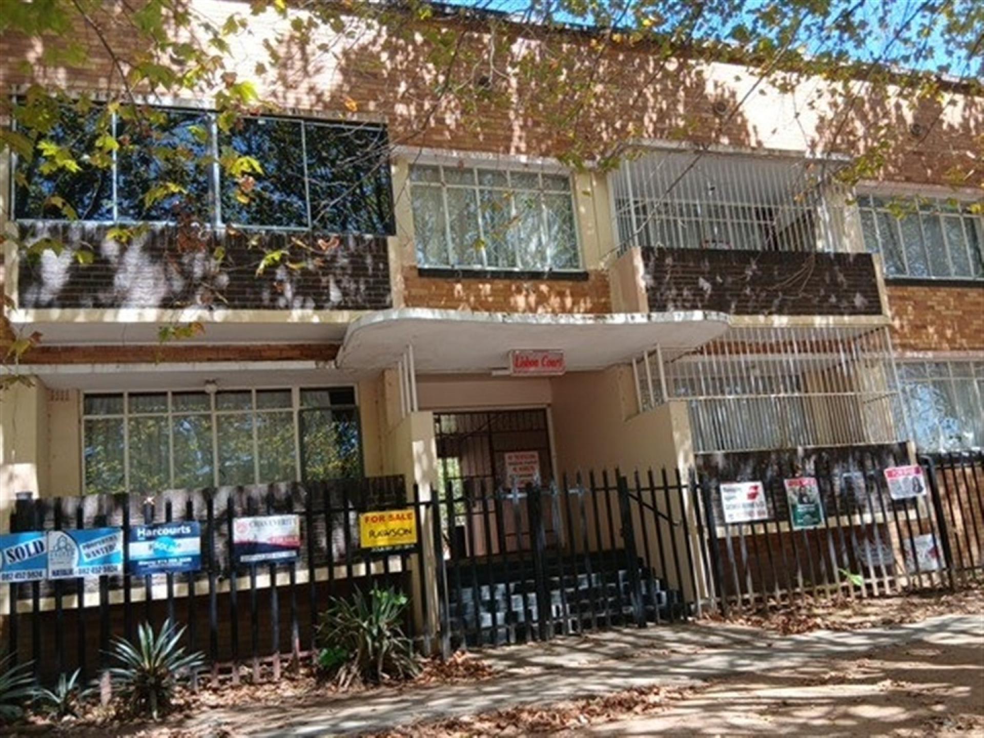 Front View of property in Benoni
