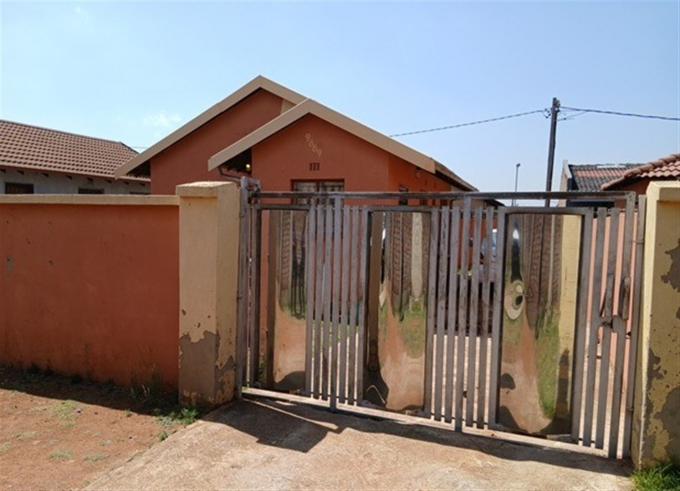 Standard Bank SIE Sale In Execution 2 Bedroom House for Sale in Protea Glen - MR611147