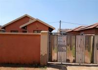 Front View of property in Protea Glen
