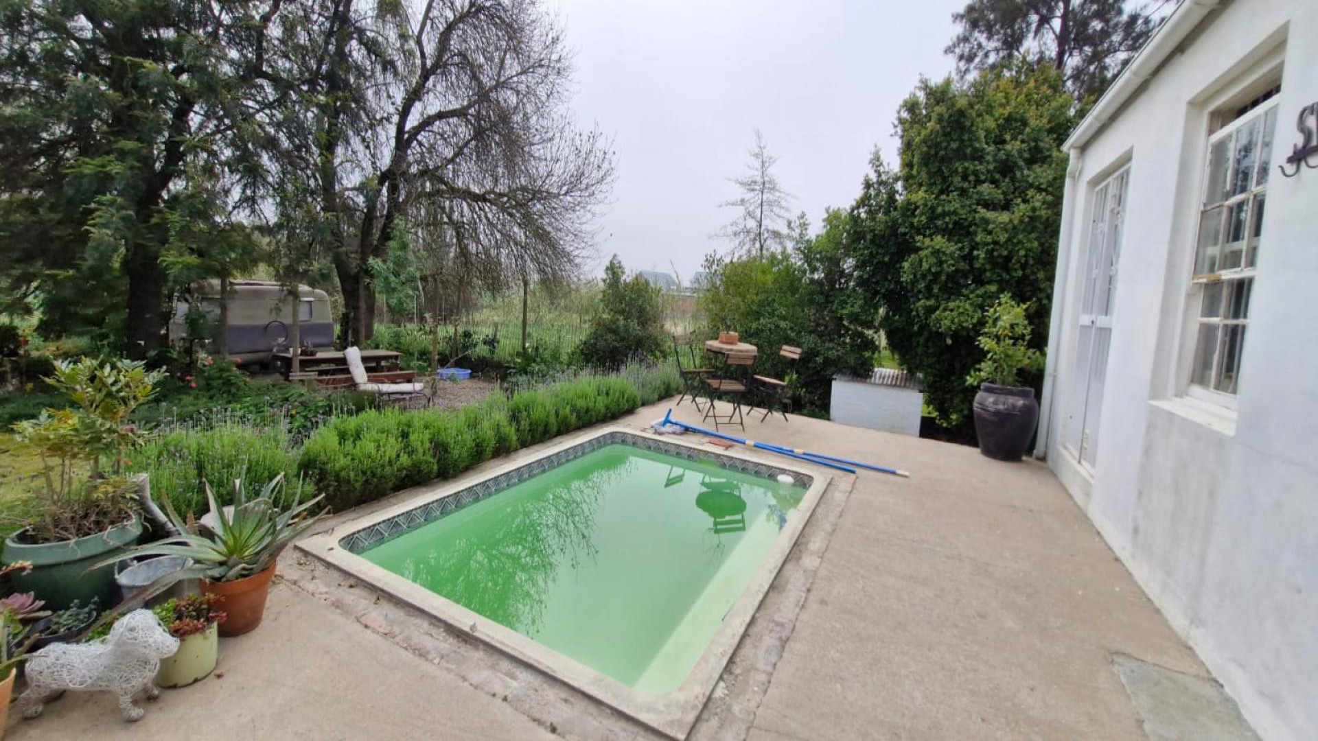 Swimming Pool of property in Riebeek Kasteel