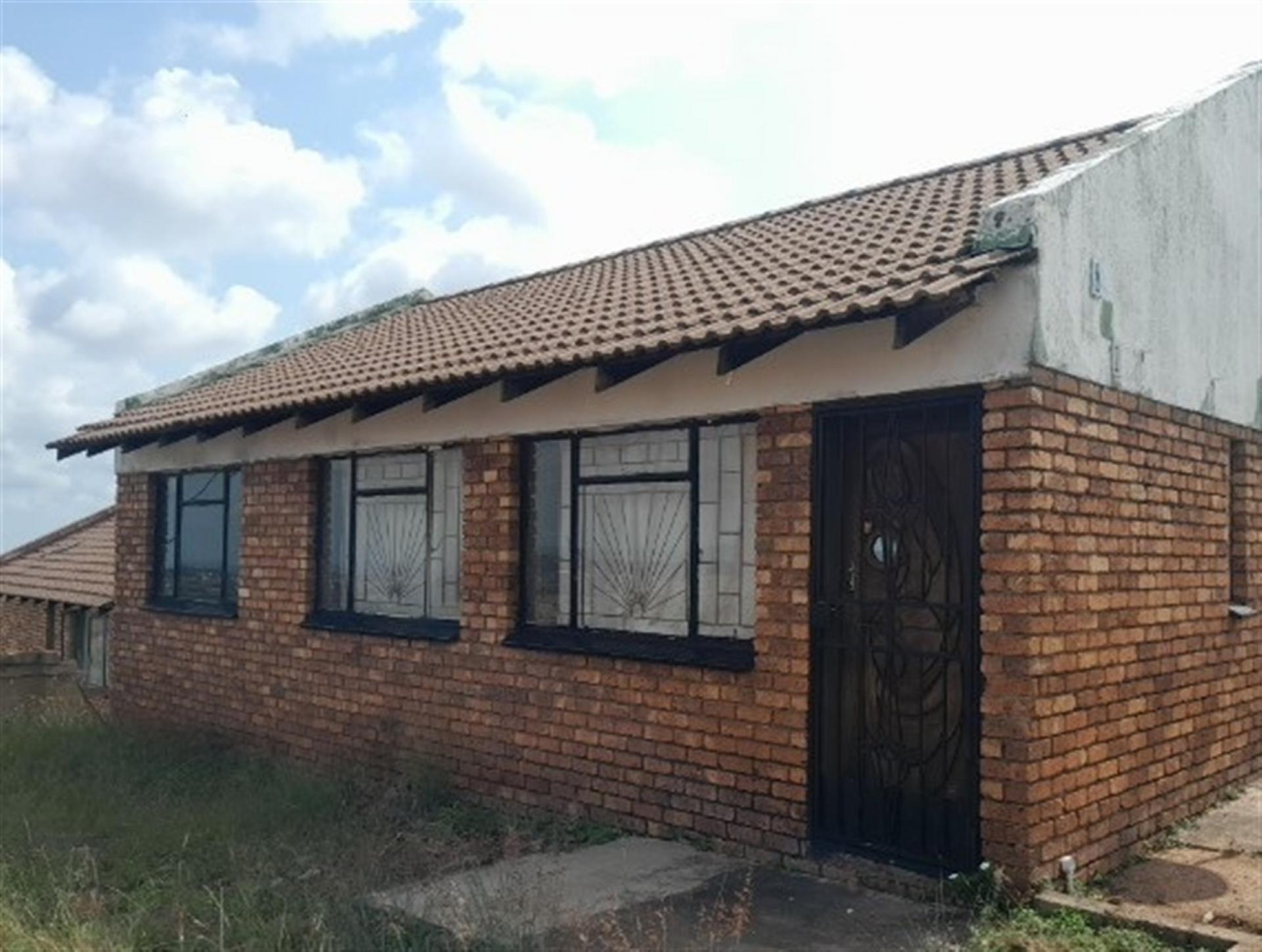 Front View of property in Soshanguve
