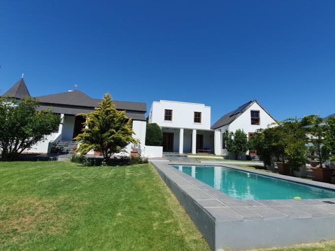 5 Bedroom House for Sale For Sale in Montagu - MR611393