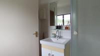 Bathroom 1 - 5 square meters of property in Sandown