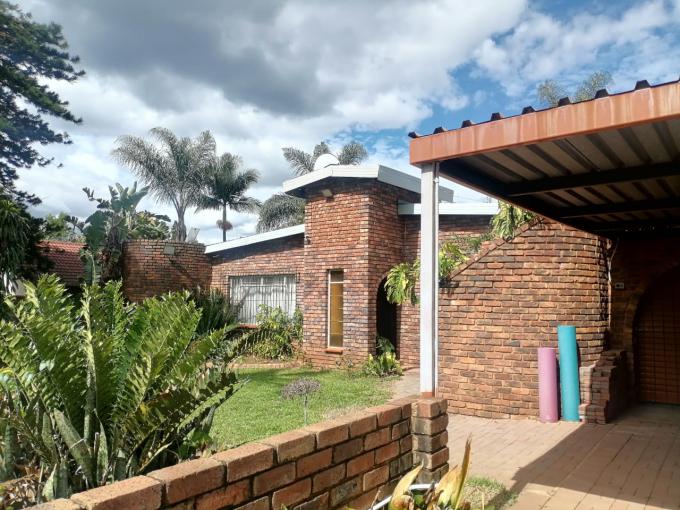 3 Bedroom Freehold Residence for Sale For Sale in Theresapark - MR611572