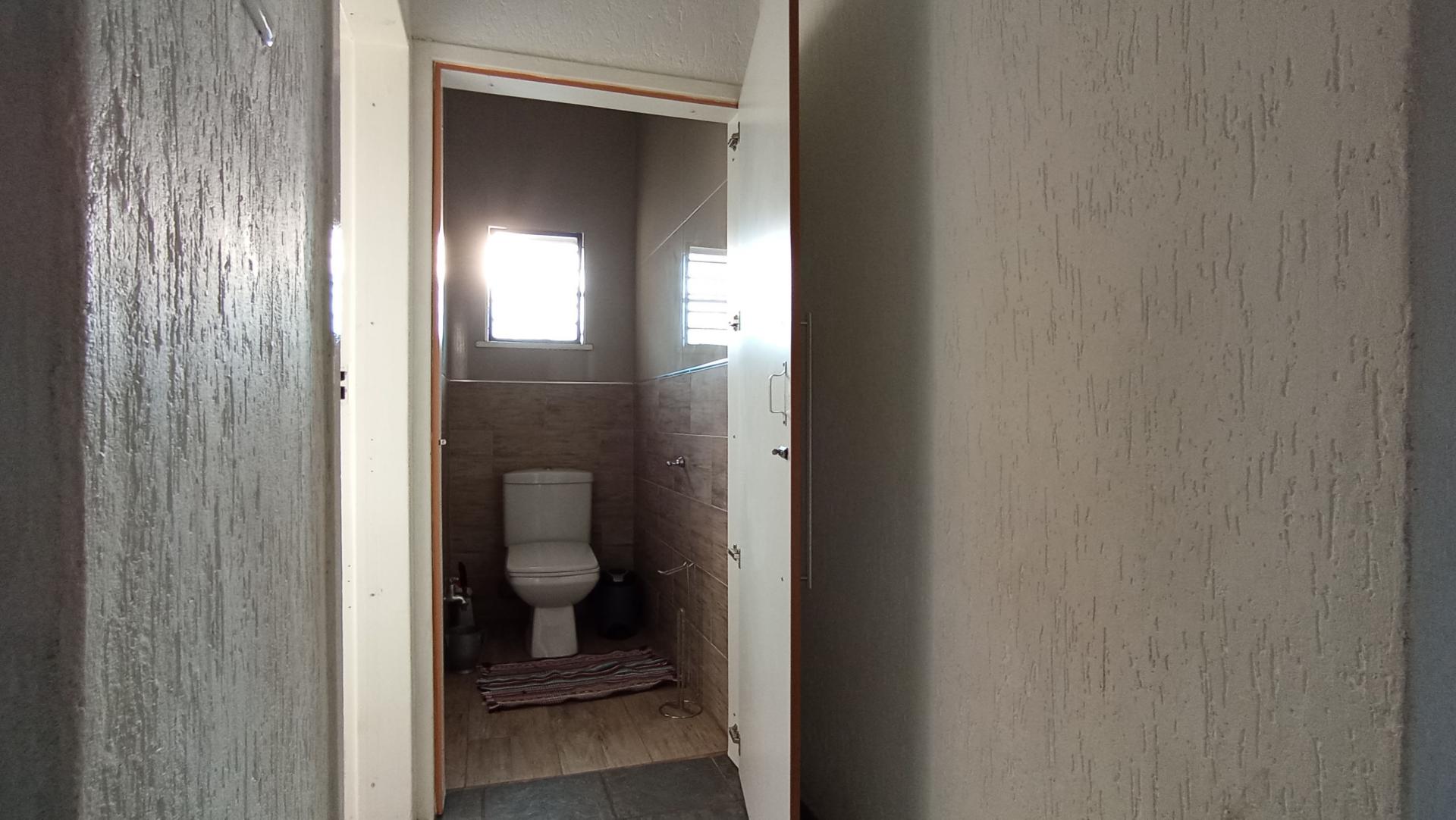 Guest Toilet of property in Crosby