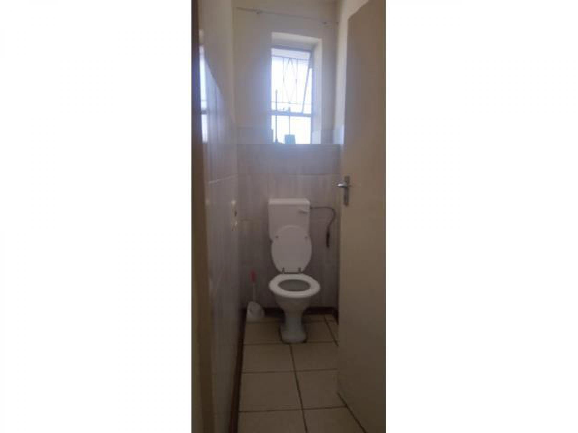  of property in Arcadia