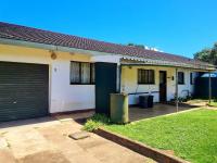 3 Bedroom 2 Bathroom House for Sale for sale in Sea Park