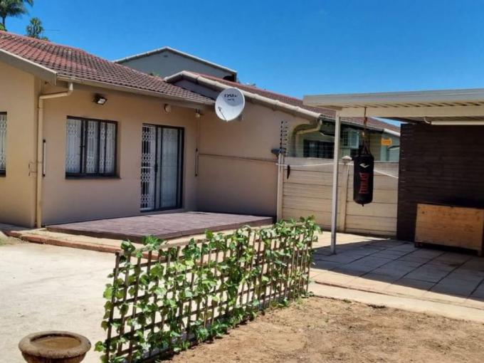 3 Bedroom Simplex for Sale For Sale in Malvern - DBN - MR611639