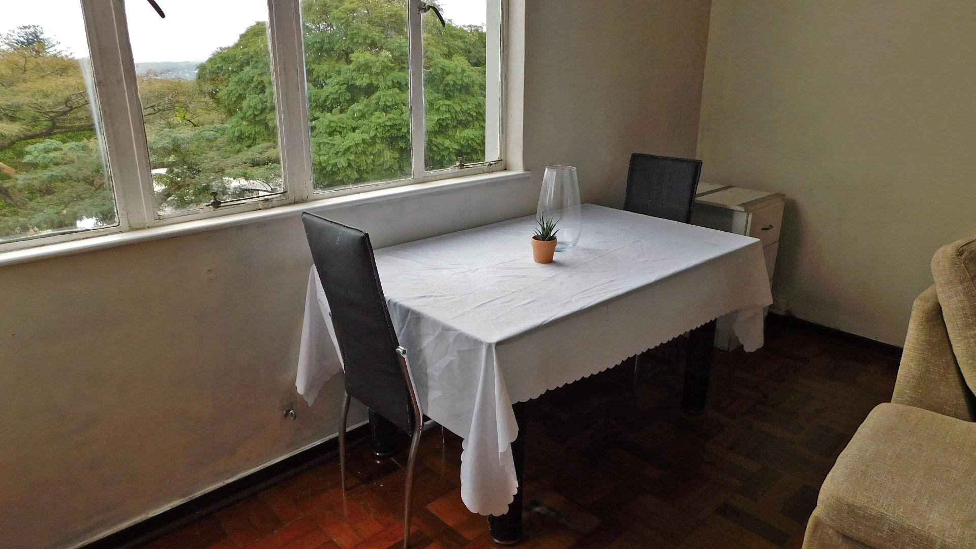 Dining Room of property in Cato Manor 