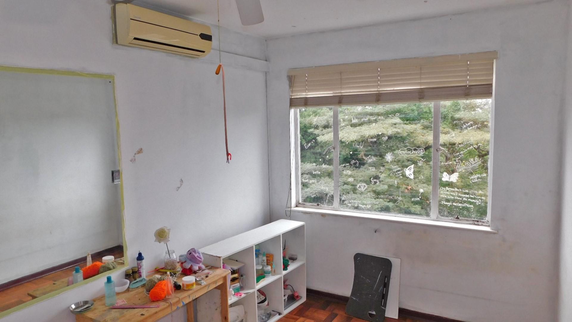 Bed Room 2 - 14 square meters of property in Cato Manor 