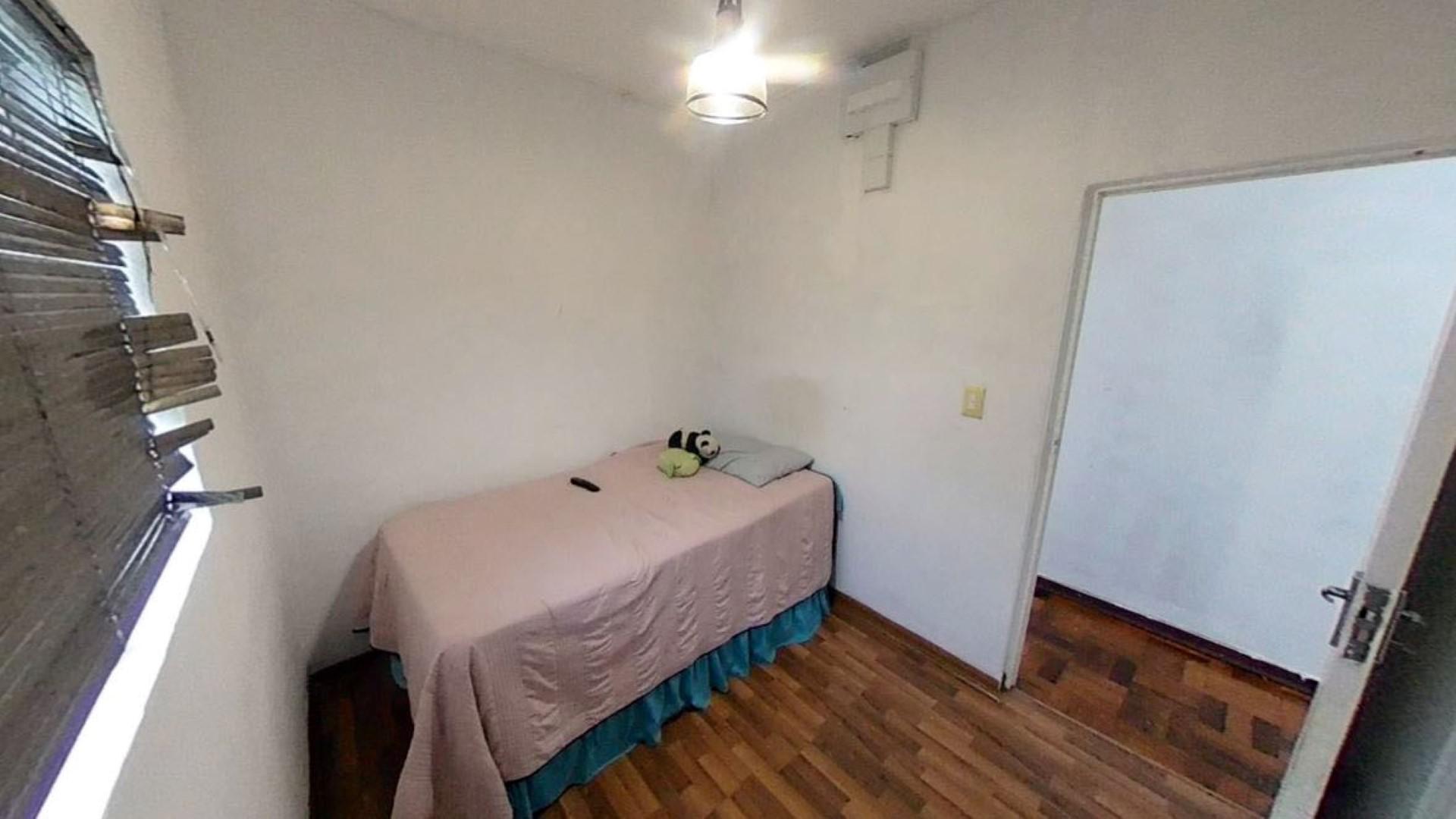 Bed Room 1 - 9 square meters of property in Cato Manor 