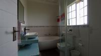 Bathroom 1 - 6 square meters of property in Greenstone Hill