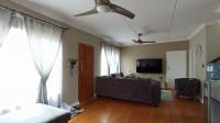 Dining Room - 14 square meters of property in Greenstone Hill