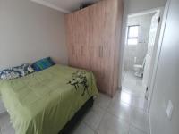 Main Bedroom of property in Bloemspruit