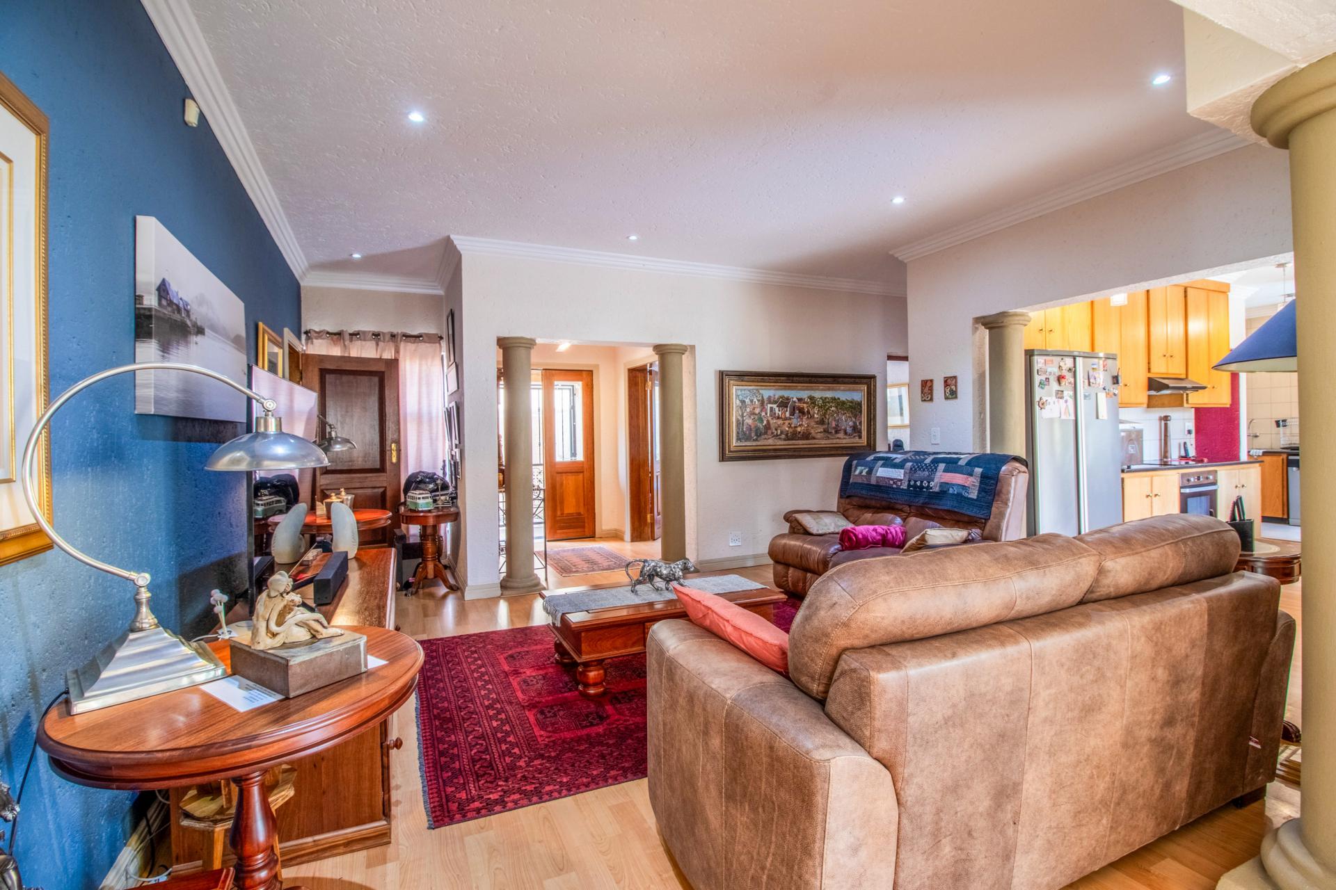 4 Bedroom House for Sale For Sale in Fairlands MR611830