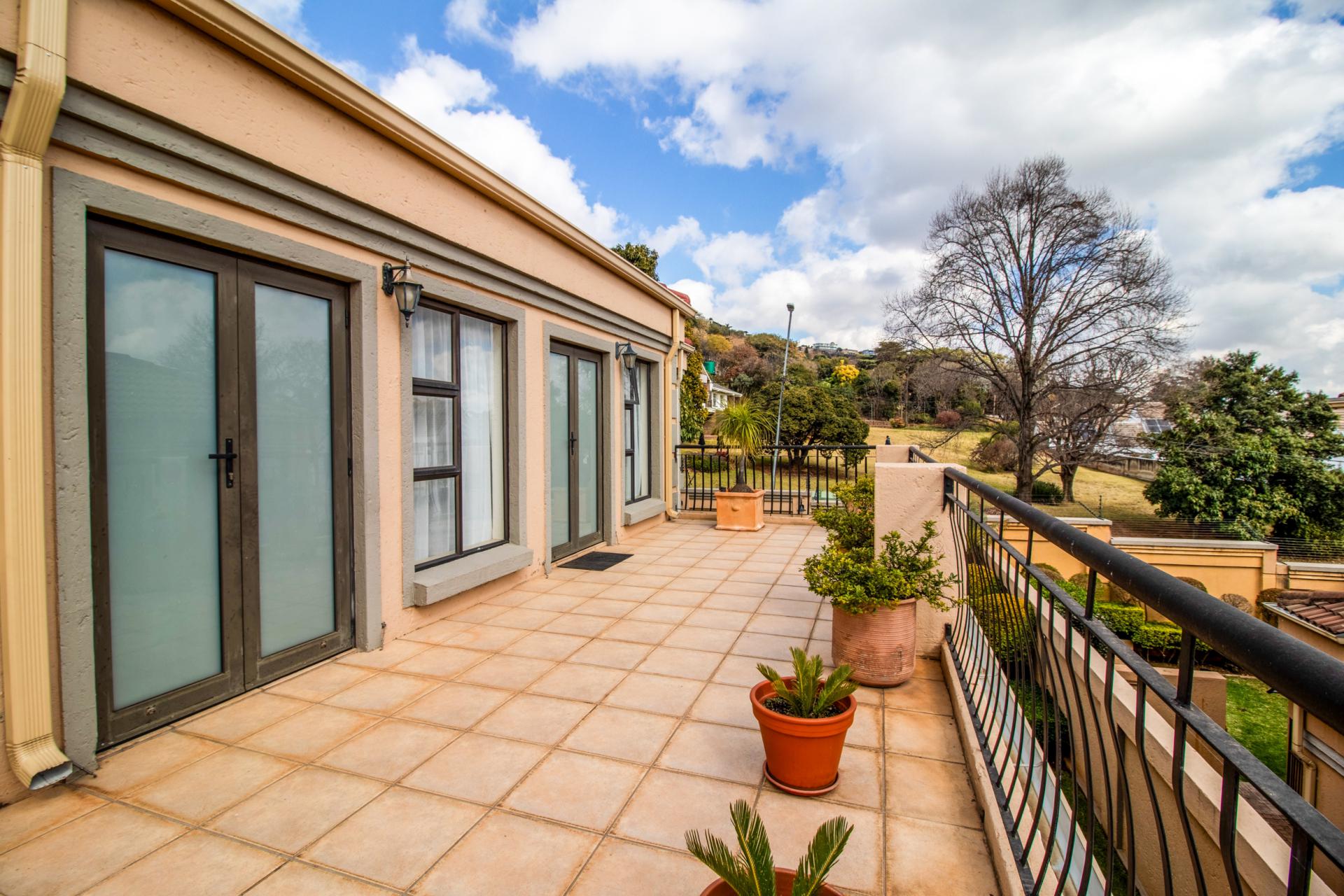 4 Bedroom House for Sale For Sale in Fairlands MR611830