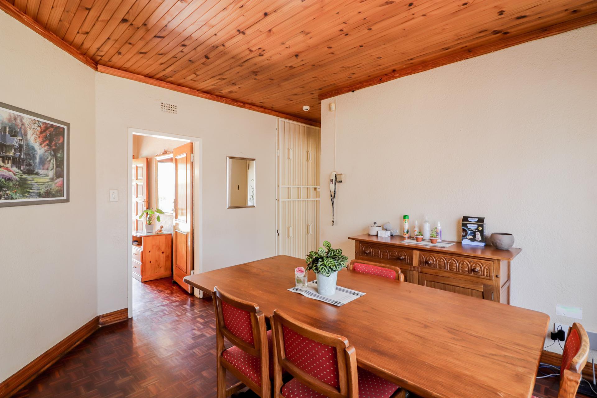 4 Bedroom House for Sale For Sale in Fairlands MR611831