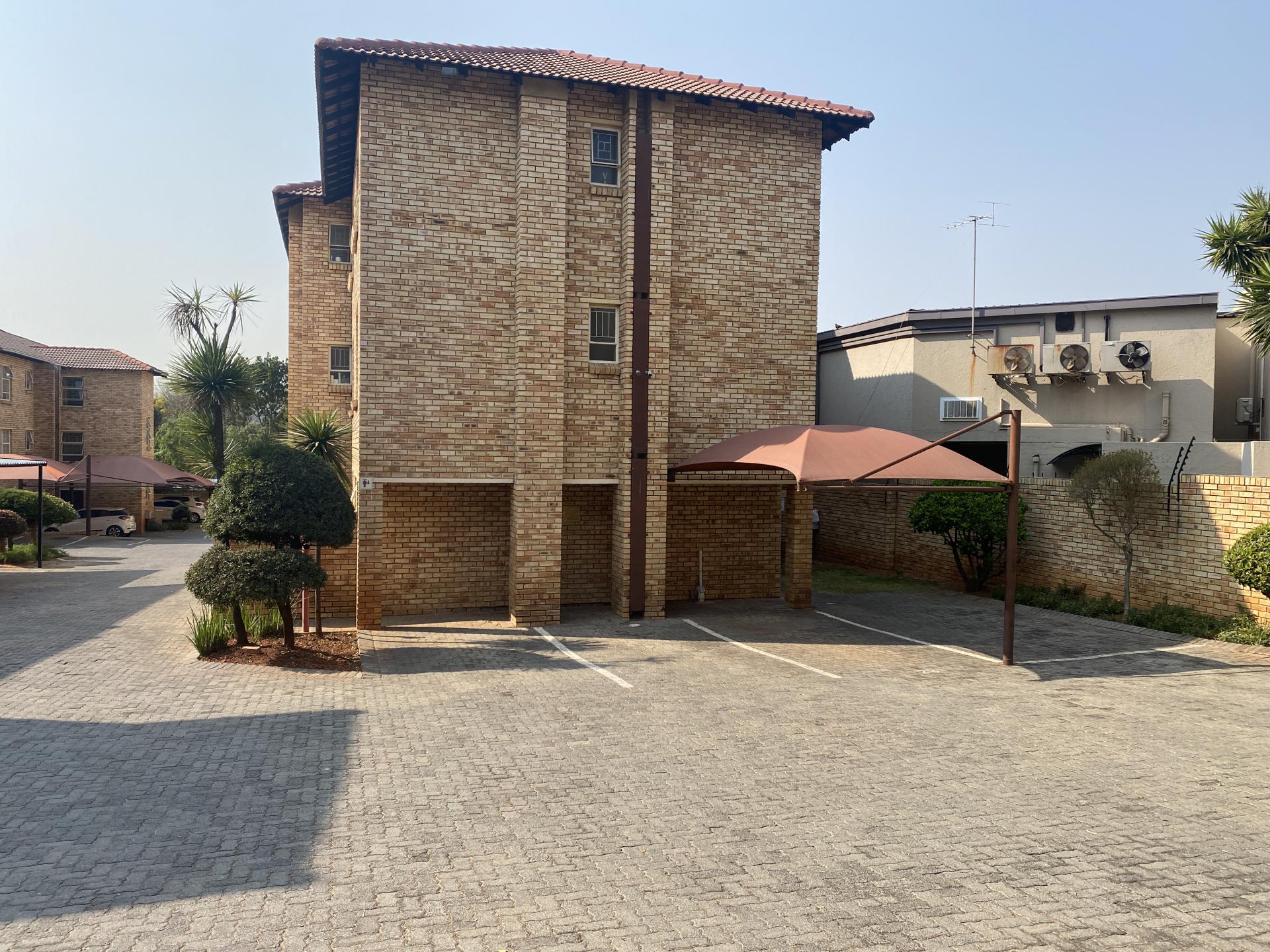 2 Bedroom Apartment for Sale For Sale in Fairlands MR61183