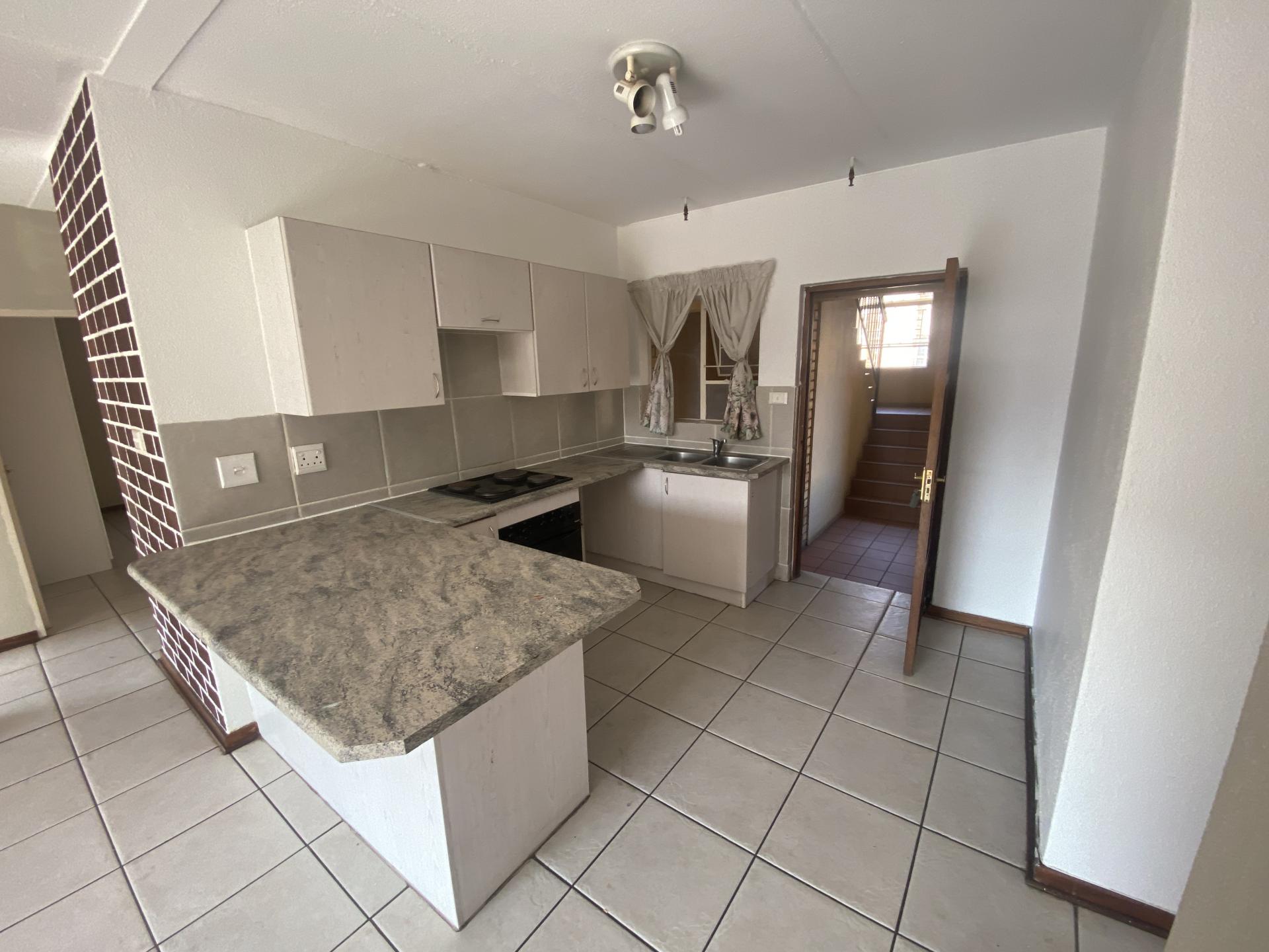 2 Bedroom Apartment for Sale For Sale in Fairlands MR61183