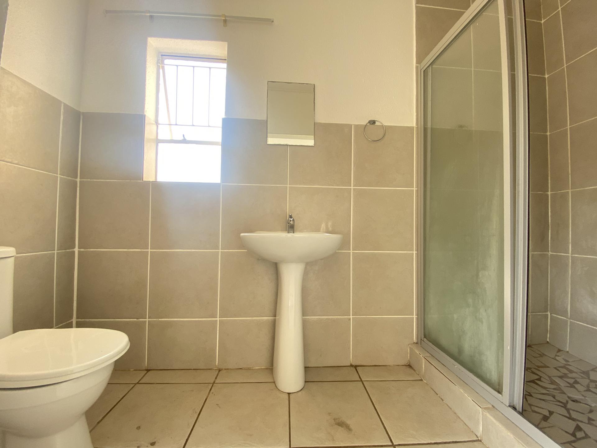 2 Bedroom Apartment for Sale For Sale in Fairlands MR61183