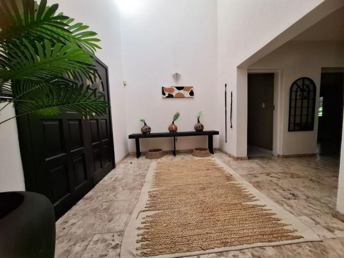 4 Bedroom House for Sale For Sale in Safarituine - MR611954