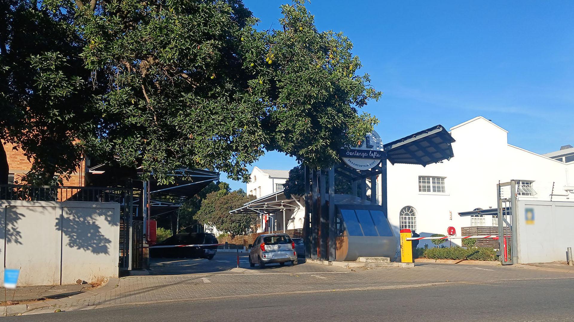 Front View of property in Braamfontein