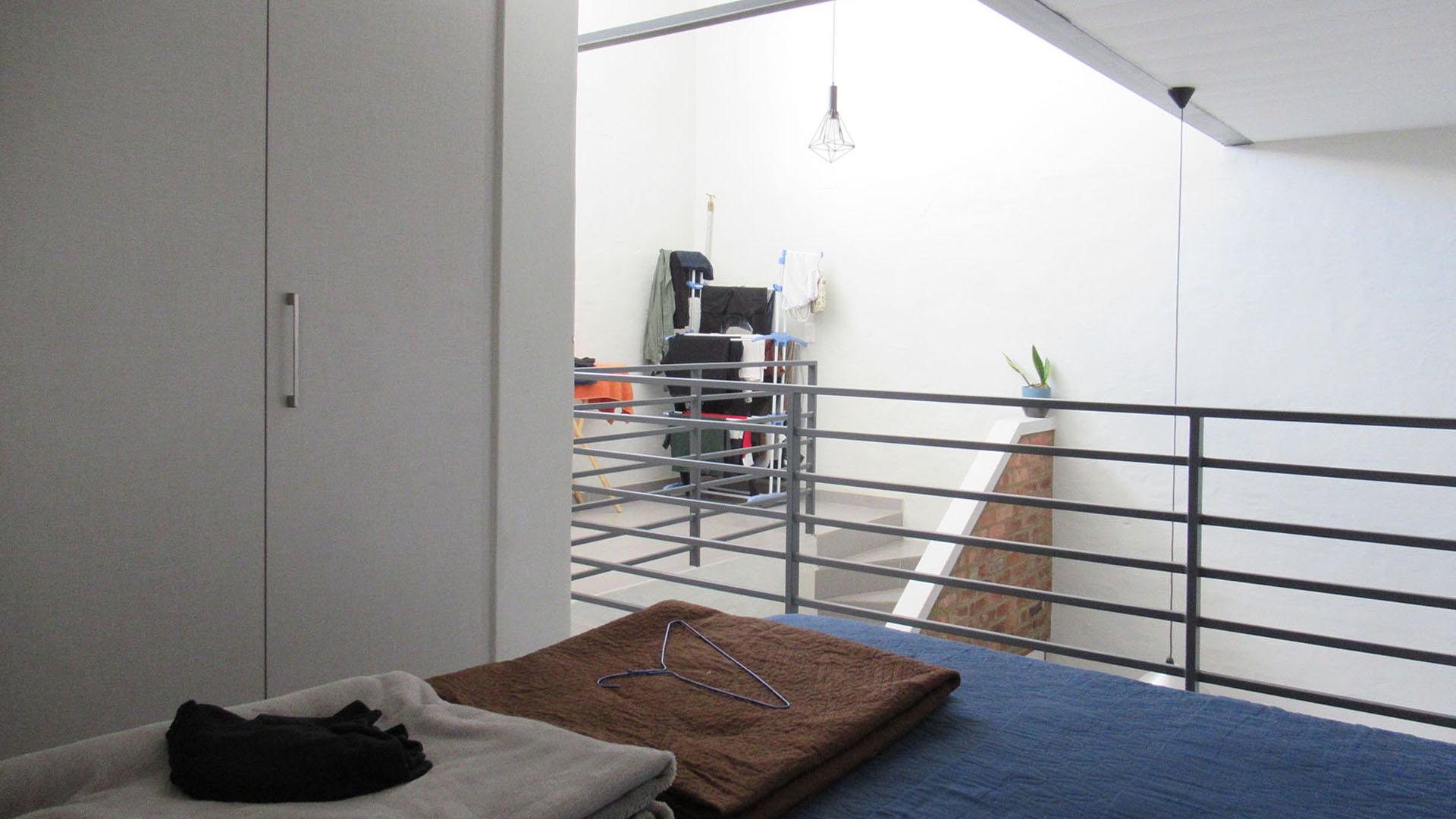 Bed Room 1 - 12 square meters of property in Braamfontein