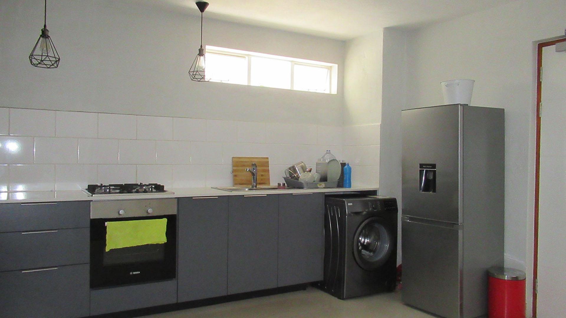 Kitchen - 12 square meters of property in Braamfontein