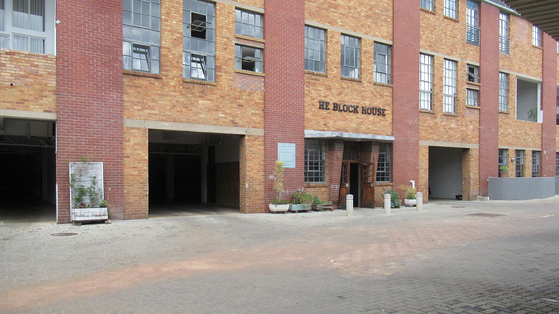 Front View of property in Braamfontein