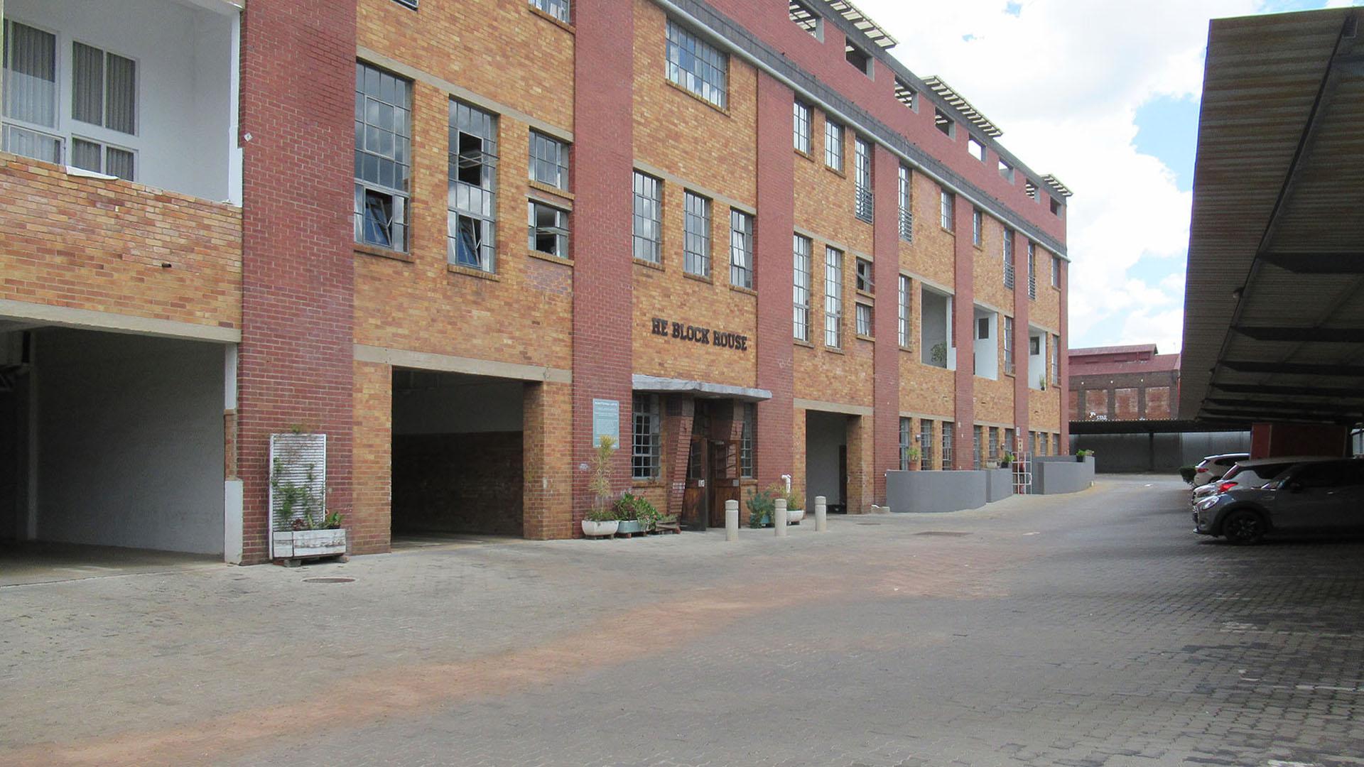 Front View of property in Braamfontein