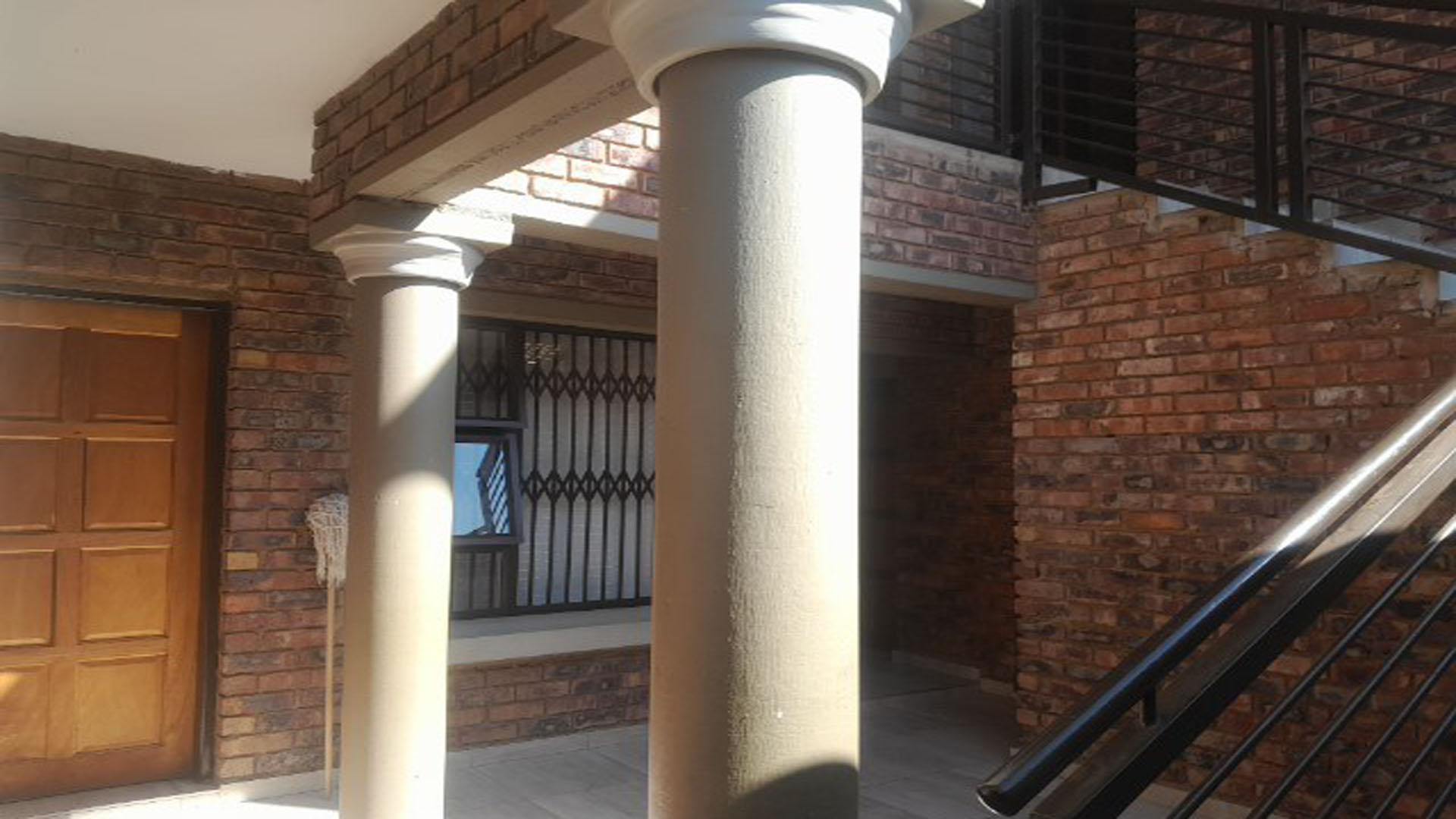 Front View of property in Tembisa